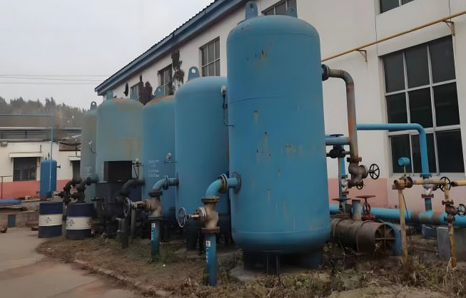 1716945321835567.jpg 压力容器安装5.jpg